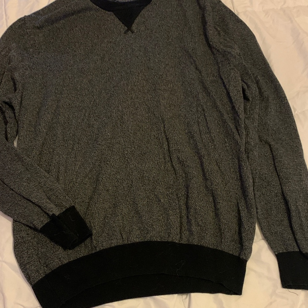 American Rag Men's Charcoal and Black Crewneck Sweater